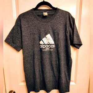 Vintage tourist t-shirt w/"Alpacas" play on Adidas 3 stripes Machupicchu, Peru L